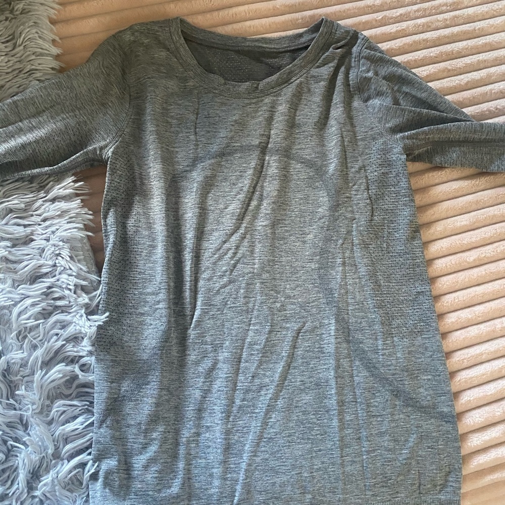 lululemon long sleeve top